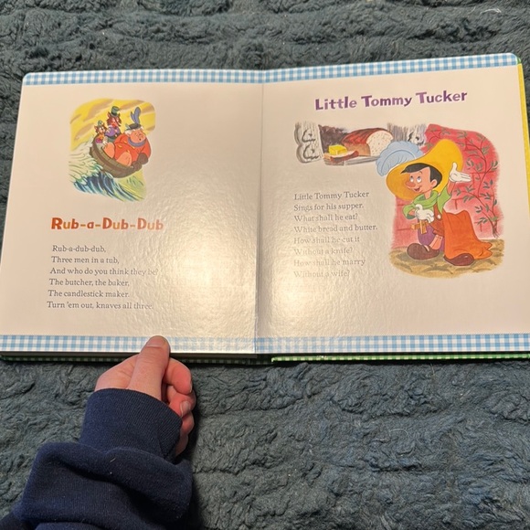 Disney Nursery Rhymes Read-Along Storybook and CD - Picture 15 of 16
